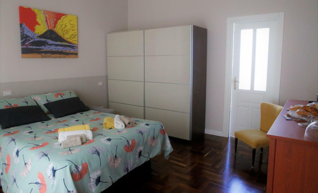 B&B Binario 39 Napoli Exterior foto